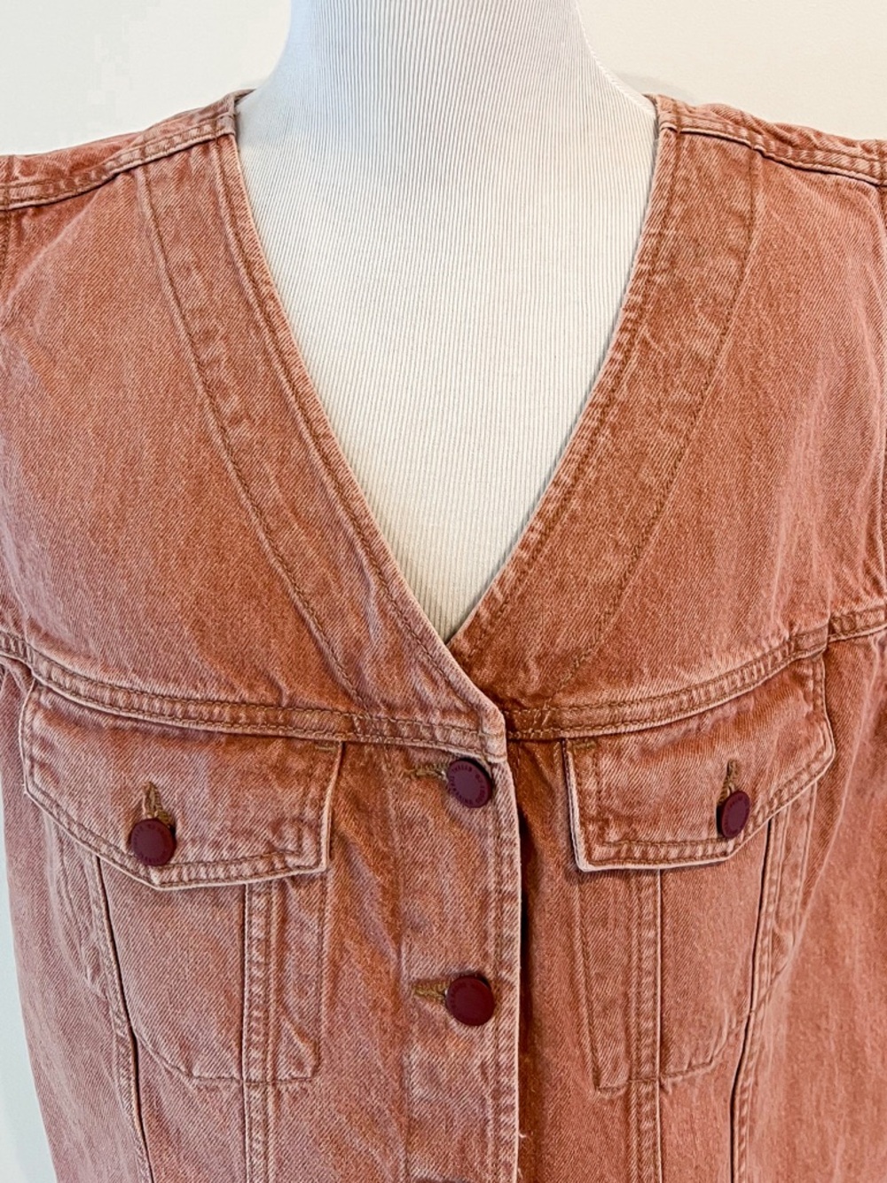 NWT Universal Thread Dusty Rose Clay Denim Vest Women’s Sz XL - Picture 2 of 14
